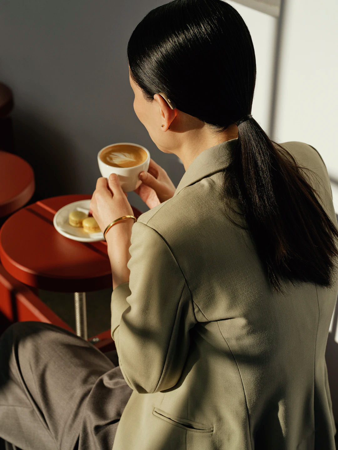 Chic Coffee Mugs and Blends for Elegant Moments